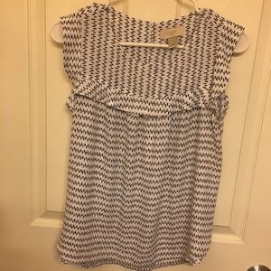LOFT outlet XS cute black and white top!